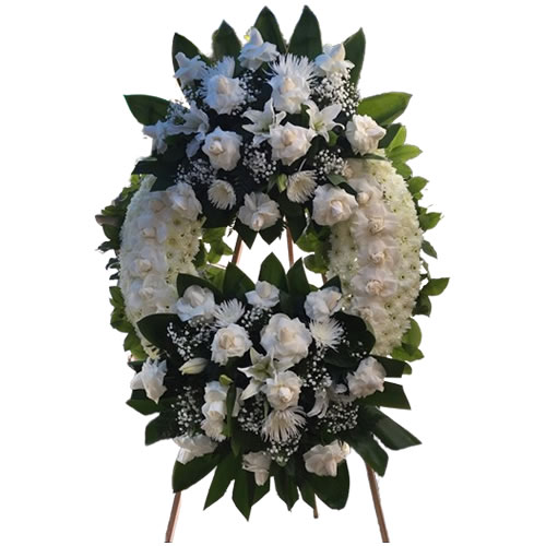 Large wreath with 2 bouquets of white roses, cremones and baby's breath